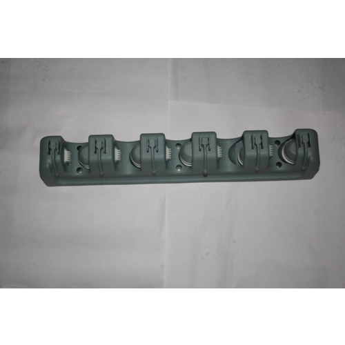 Mop Holder With 5 Holder